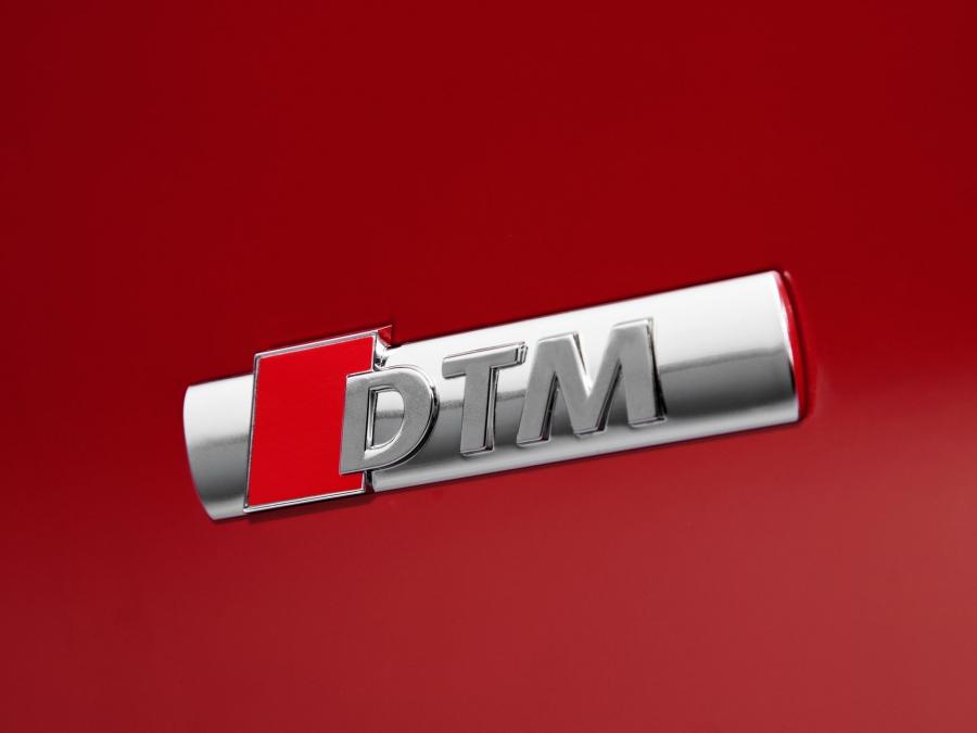 Логотип Audi A5 Coupe DTM Champion 2013 года  (фото 7 из 7)
